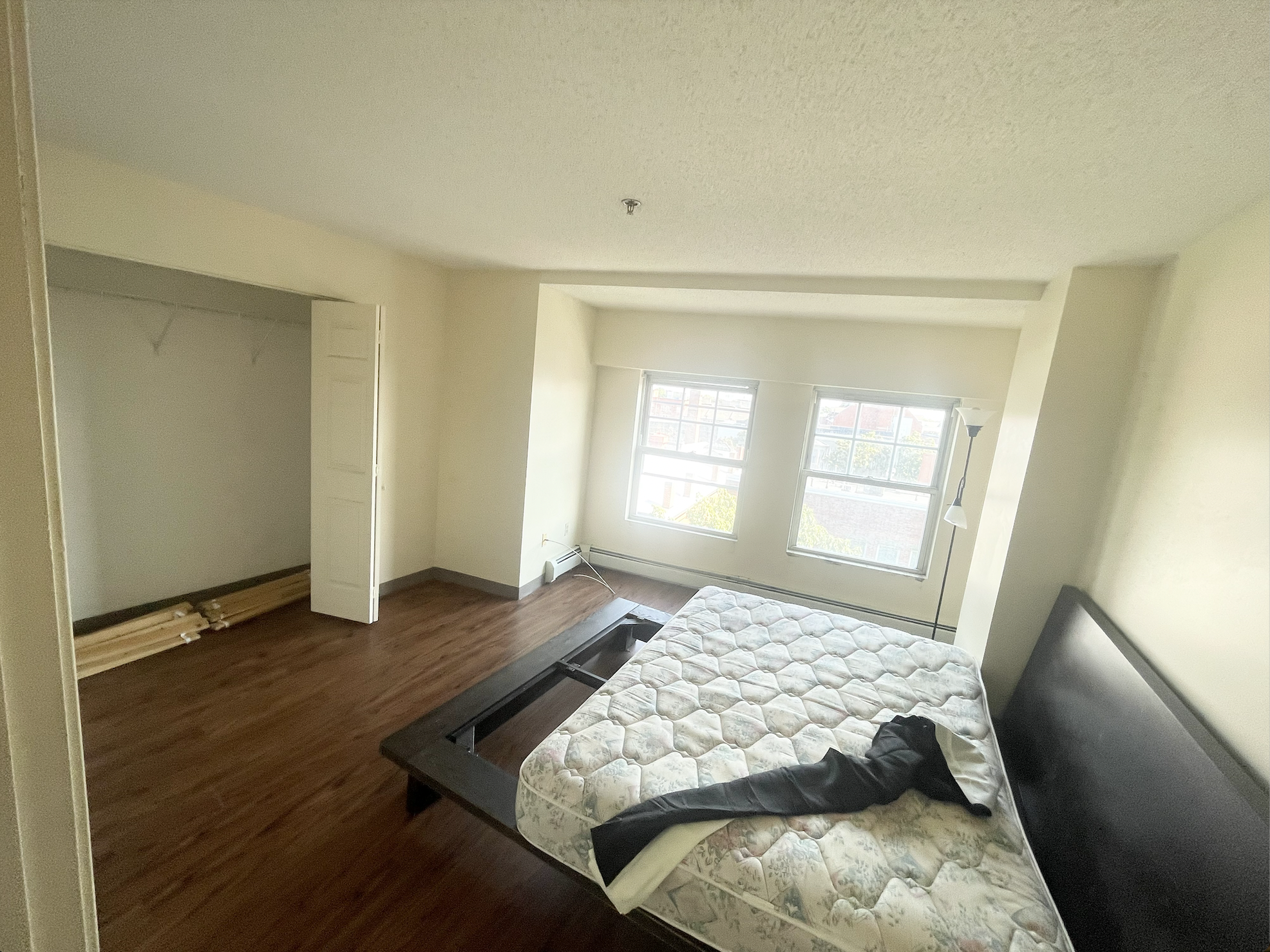 1 bed, 1 bath apartment for rent at 100 Washington St Unit 62, Salem