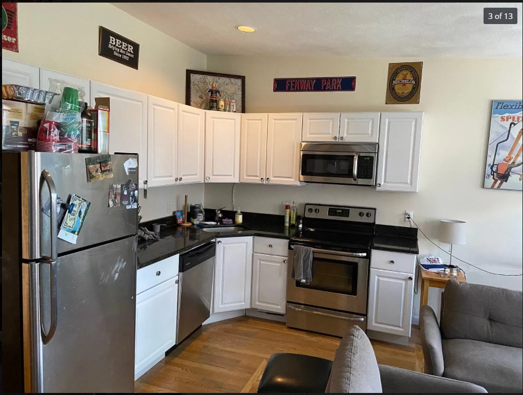 3 bed, 1 bath apartment for rent at 206 H Unit 3, South Boston — photo 10 of 15