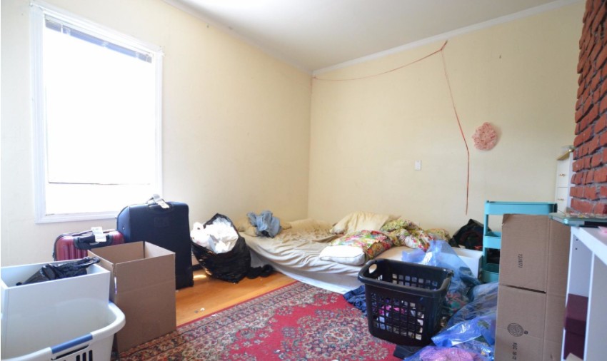 6 bed, 2 bath apartment for rent at 27 Blaine St Unit 1, Allston — photo 5 of 11