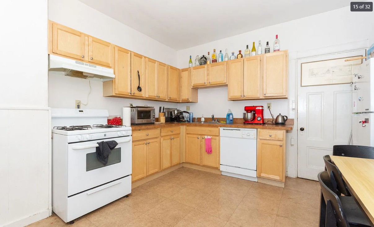 3 bed, 1 bath apartment for rent at 14 Ashford St Unit 3, Allston — photo 9 of 11