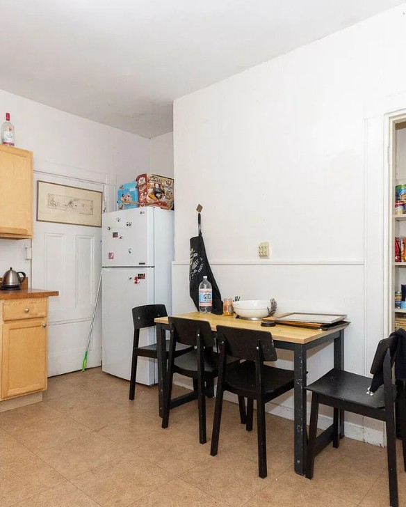 3 bed, 1 bath apartment for rent at 14 Ashford St Unit 3, Allston — photo 10 of 11