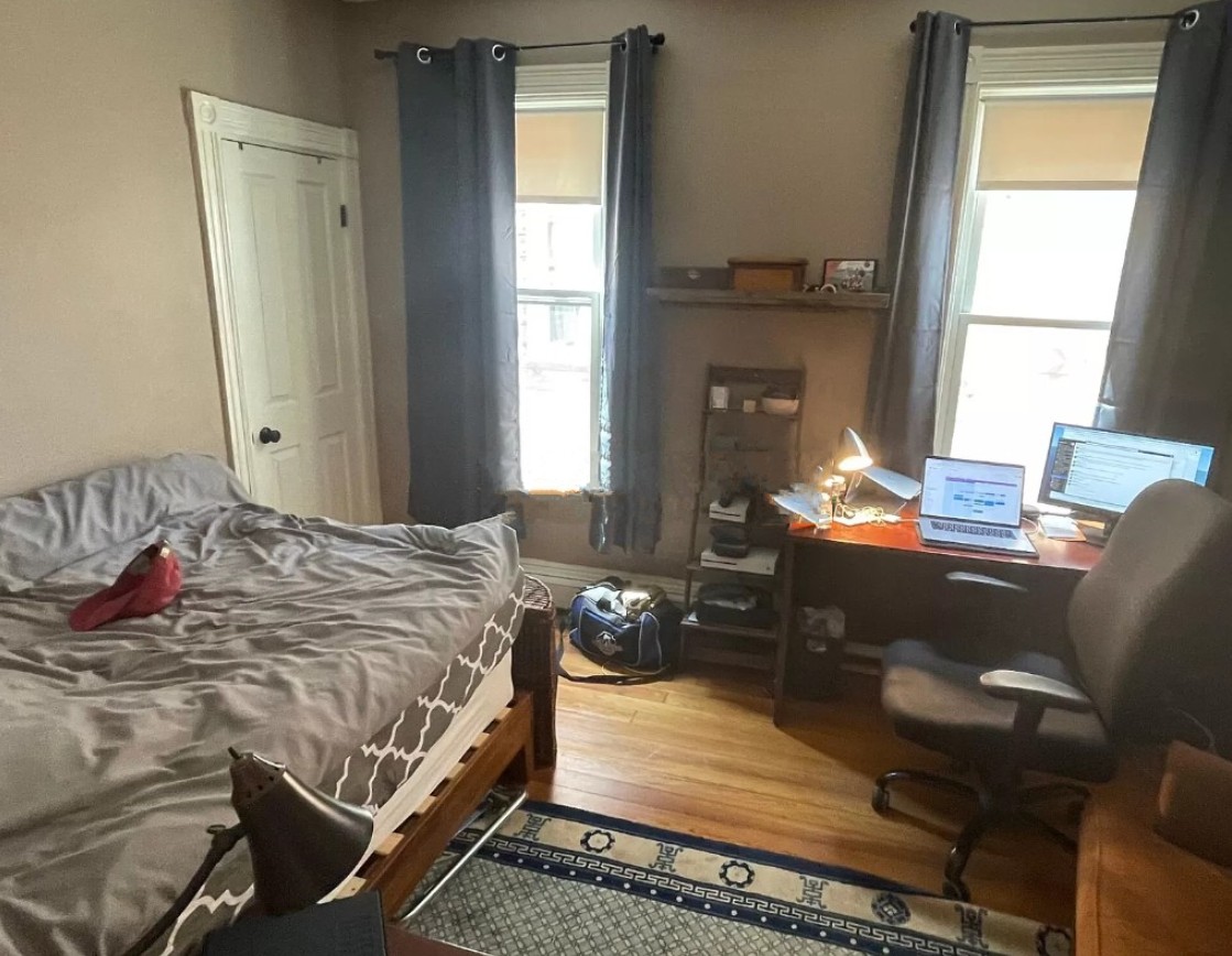 3 bed, 1 bath apartment for rent at 703 E 2nd St Unit 2, South Boston — photo 5 of 7