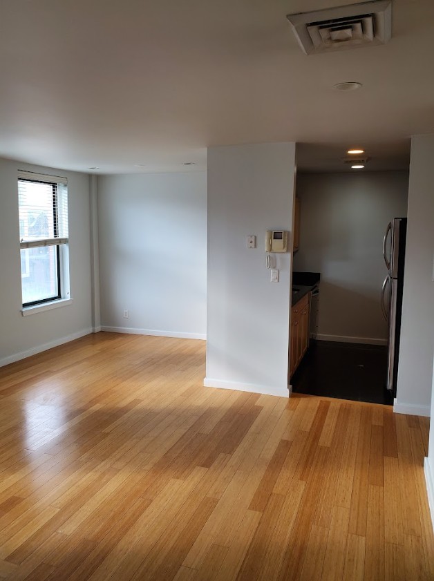 1 bed, 1 bath apartment for rent at 1661 Washington St Unit 202, South End — photo 4 of 6