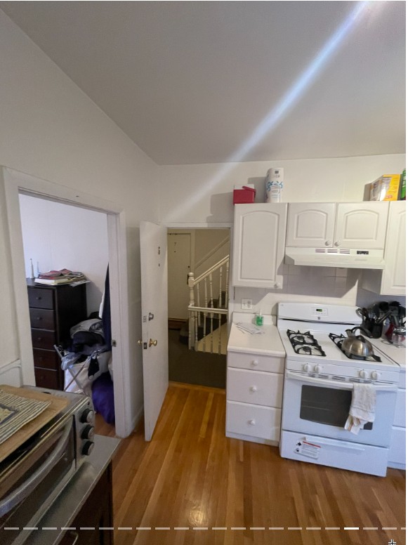 2 bed, 1 bath apartment for rent at 17 Irving St Unit 2, Beacon Hill — photo 6 of 17