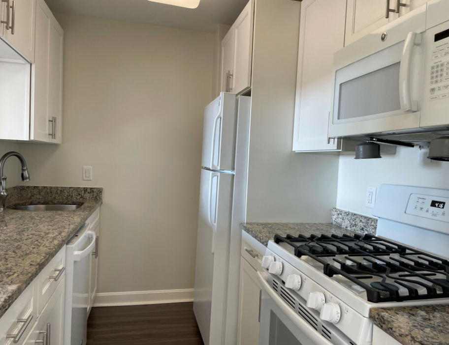 2 bed, 1 bath apartment for rent at 700 Huron Ave Unit 18M, West Cambridge — photo 2 of 2