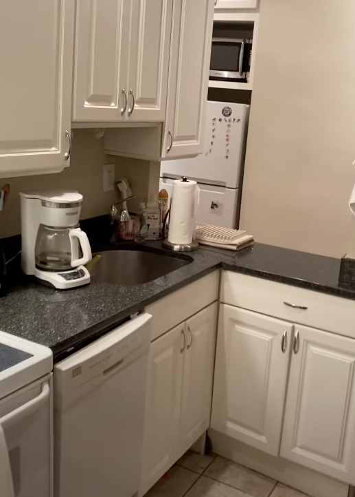 2 split bed, 1 bath apartment for rent at 65 Burbank St Unit 11A, Fenway — photo 13 of 17