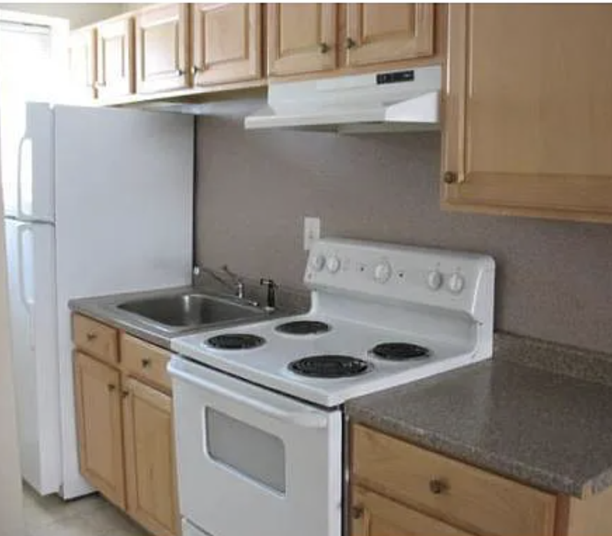 2 bed, 1 bath apartment for rent at 1575 Commonwealth Ave Unit 3, Allston — photo 2 of 3