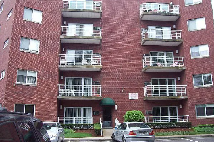 2 bed, 2 bath apartment for rent at 410 Washington St Unit 42, Quincy — photo 1 of 16