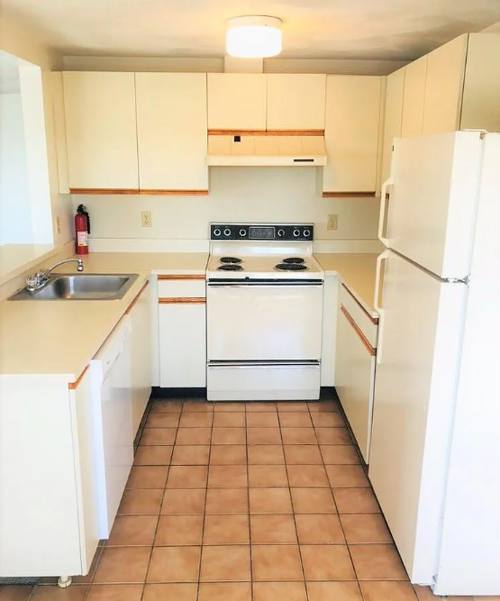 2 bed, 2 bath apartment for rent at 410 Washington St Unit 42, Quincy — photo 2 of 16