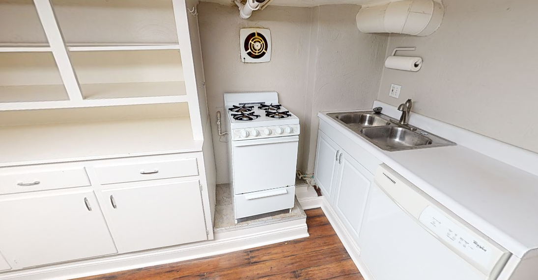 1 bed, 1 bath apartment for rent at 216 Banks St Unit B1, Central Square — photo 4 of 4