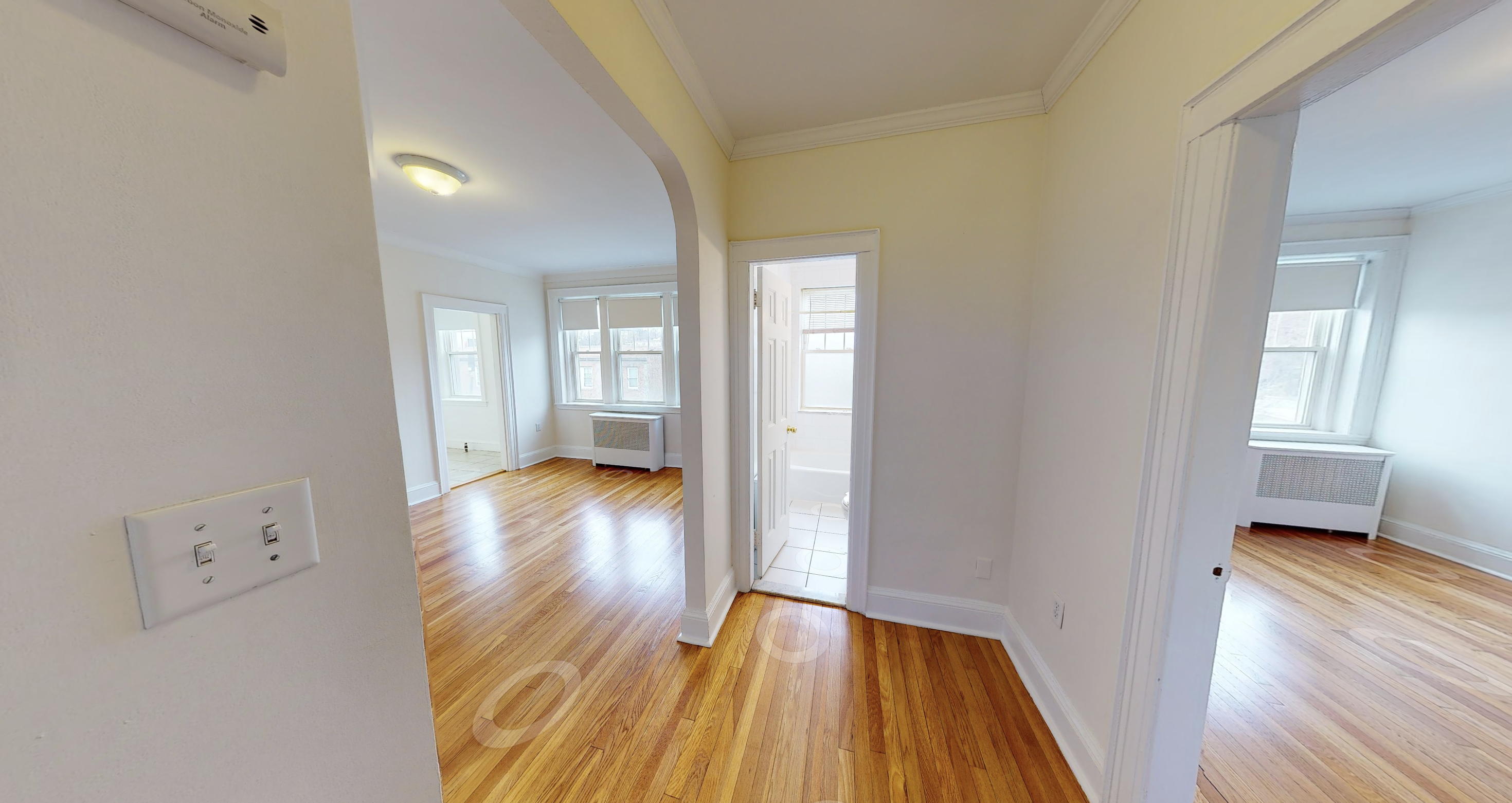 Studio bed, 1 bath apartment for rent at 102 Kilsyth Rd Unit 03, Brighton