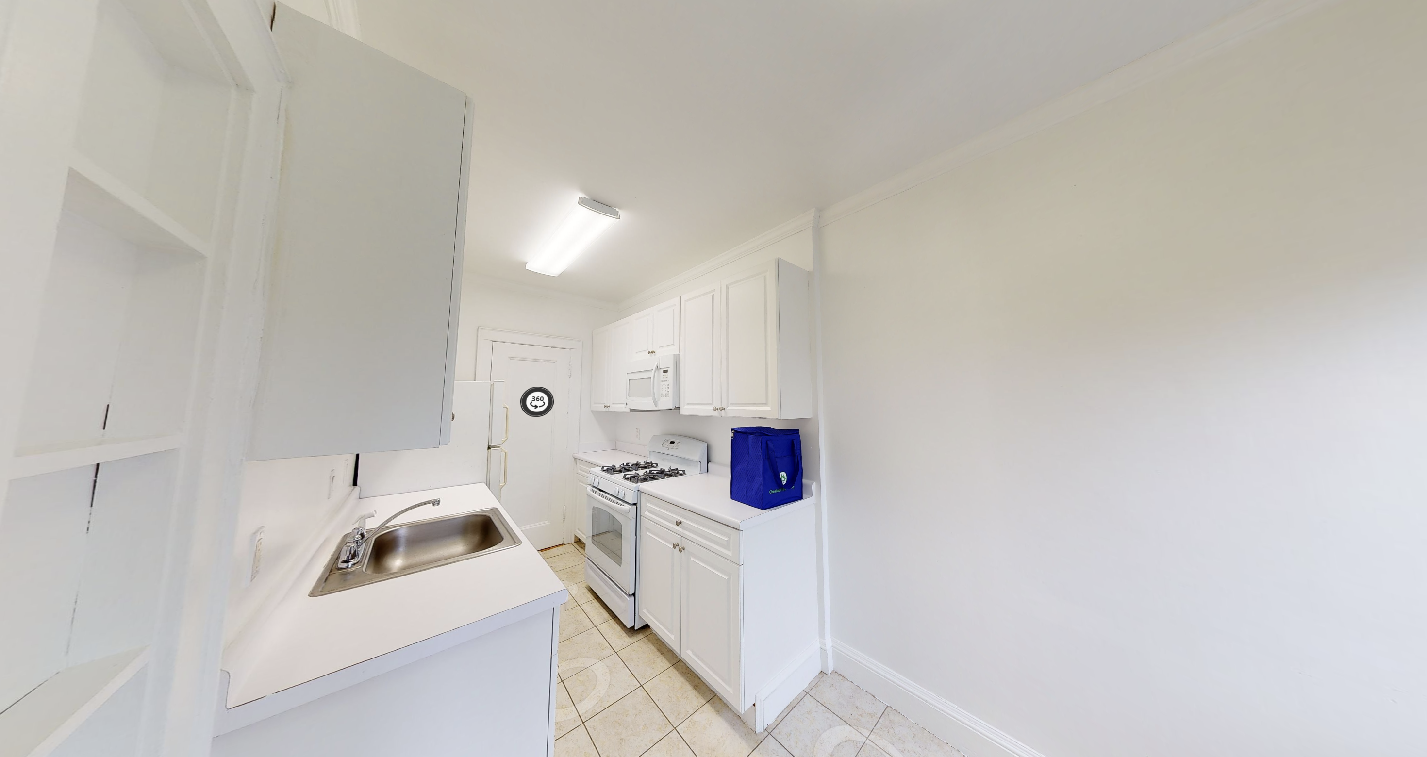 Studio bed, 1 bath apartment for rent at 102 Kilsyth Rd Unit 03, Brighton — photo 3 of 7