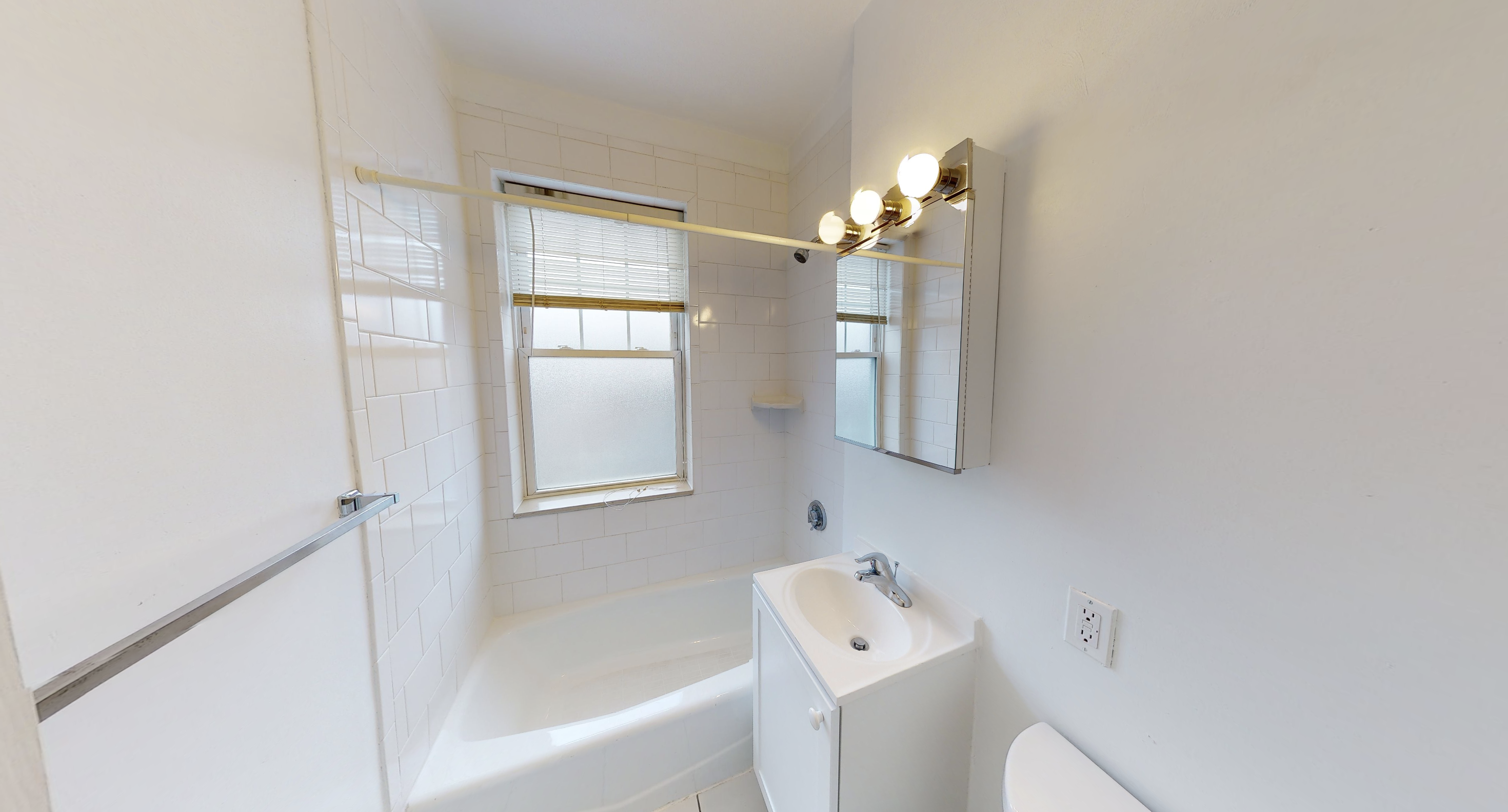 Studio bed, 1 bath apartment for rent at 102 Kilsyth Rd Unit 03, Brighton — photo 5 of 7