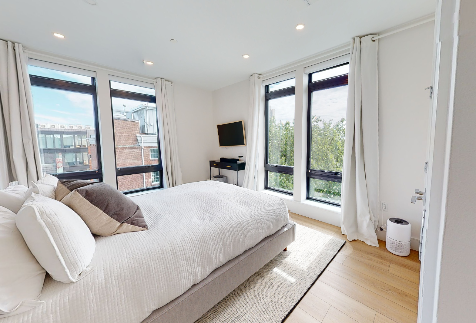 2 bed, 2.5 bath apartment for rent at 1950 Washington St Unit 5G, South End — photo 10 of 12