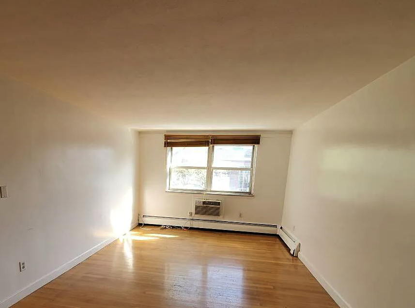 1 bed, 1 bath apartment for rent at 15 Commonwealth Ct Unit 15#8, Brighton — photo 12 of 17
