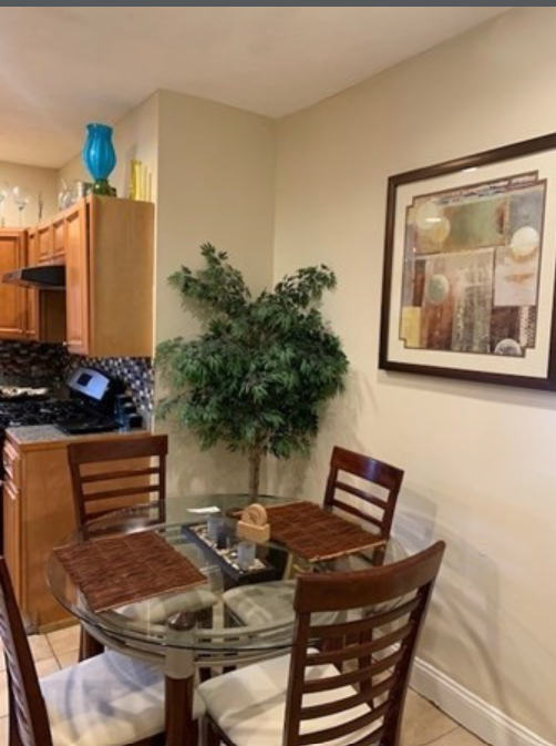 3 bed, 1.5 bath apartment for rent at 1510 Hyde Park Ave Unit 1, Hyde Park — photo 5 of 27