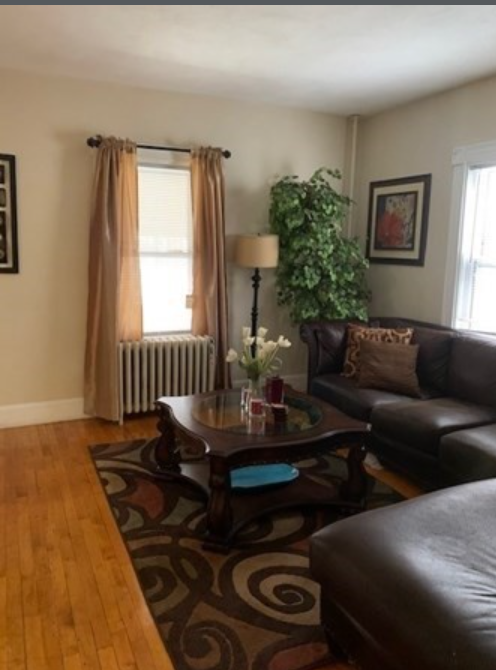 3 bed, 1.5 bath apartment for rent at 1510 Hyde Park Ave Unit 1, Hyde Park — photo 6 of 27