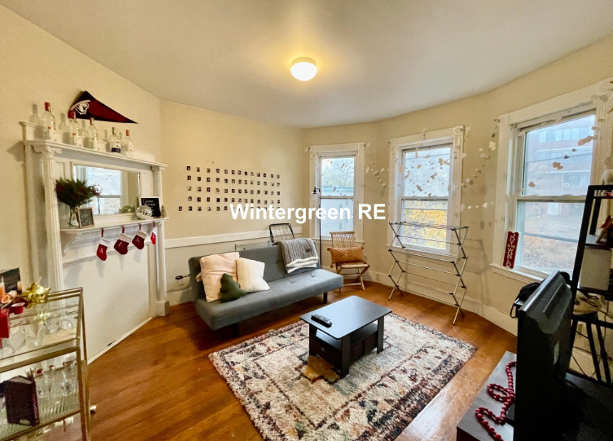 4 bed, 1.5 bath apartment for rent at 21 Bucknam St Unit 2, Mission Hill
