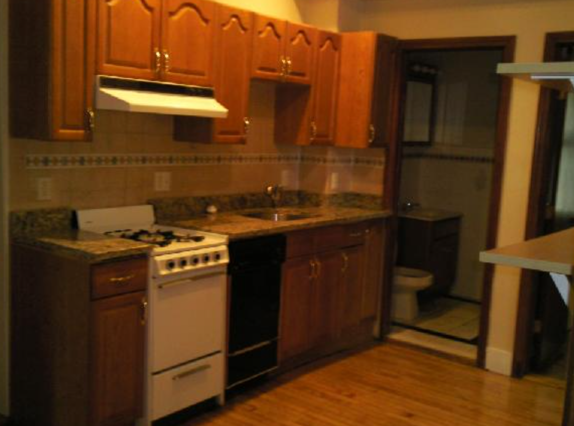 4 bed, 2 bath apartment for rent at 59 Linden St Unit 1, Allston — photo 1 of 3