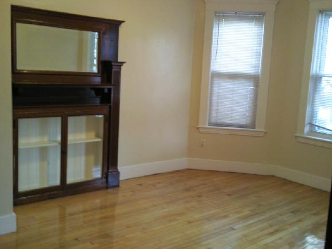 4 bed, 2 bath apartment for rent at 59 Linden St Unit 1, Allston — photo 3 of 3