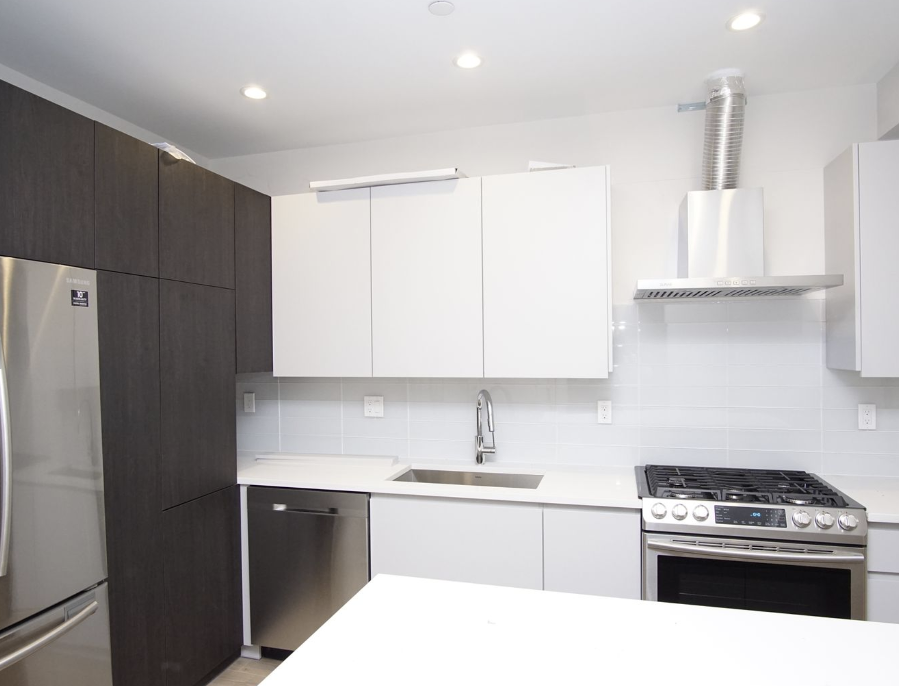 4 bed, 3 bath apartment for rent at 2 Roseclair St Unit 2, Dorchester — photo 1 of 5