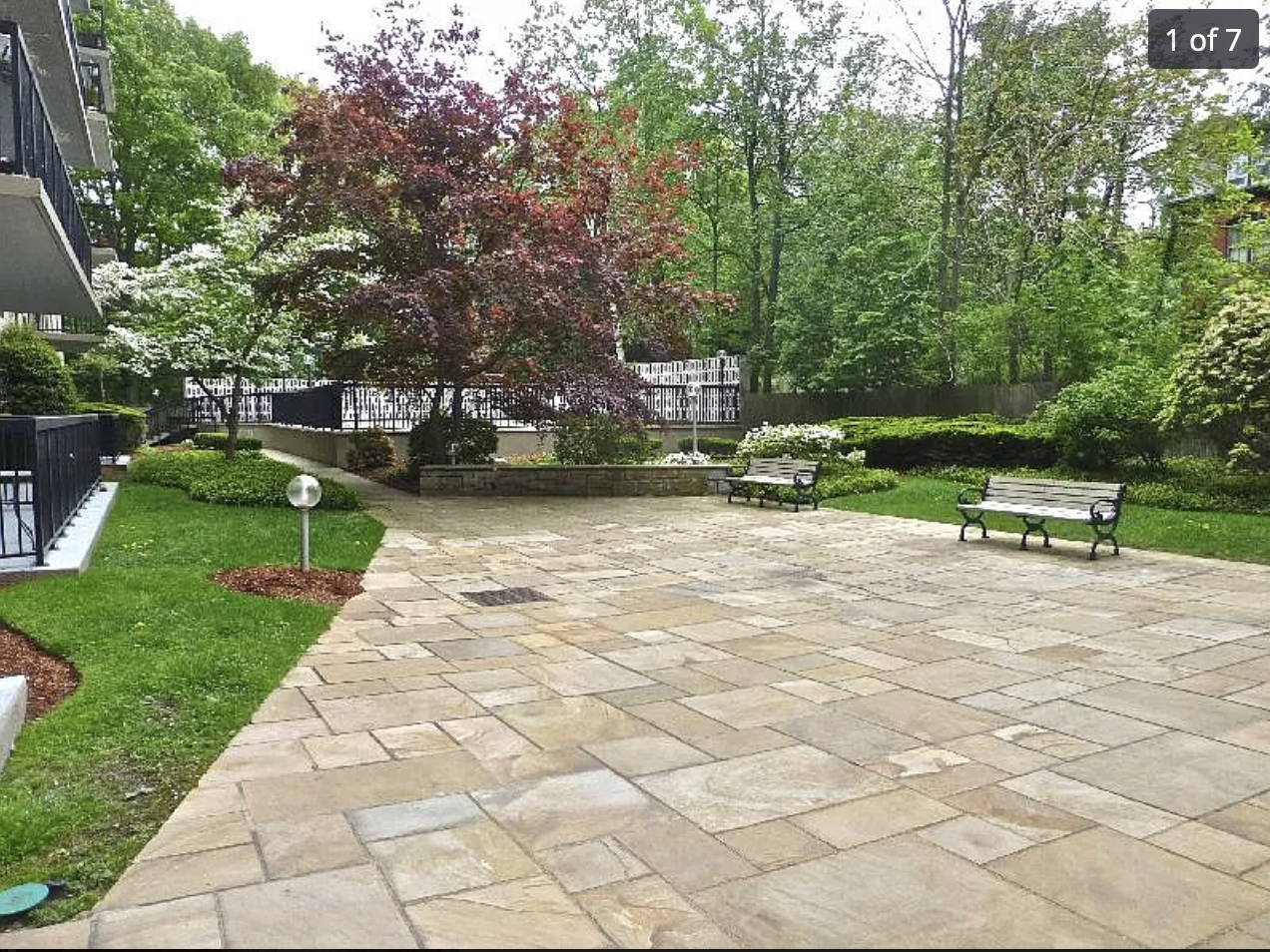 101 Monmouth St, Longwood