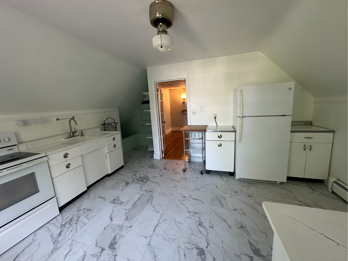 1 bed, 1 bath apartment for rent at 79 Lowden Ave Unit 3, Powder House Square — photo 2 of 9