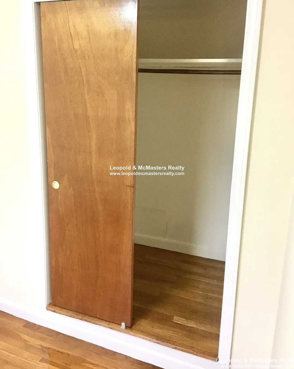 164 North Beacon St, Brighton