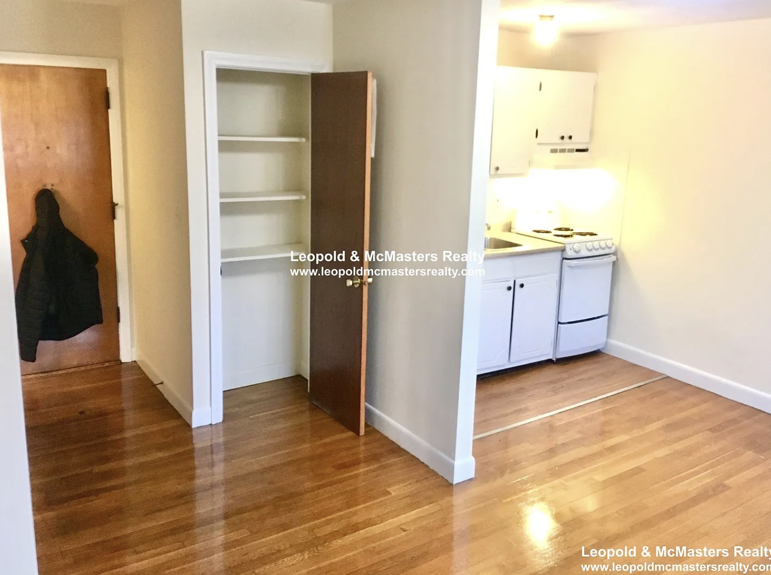 164 North Beacon St, Brighton