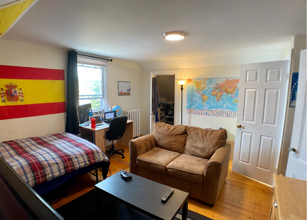 4 bed, 1 bath apartment for rent at 32 Ivaloo St Unit 2, Ward Two — photo 22 of 22
