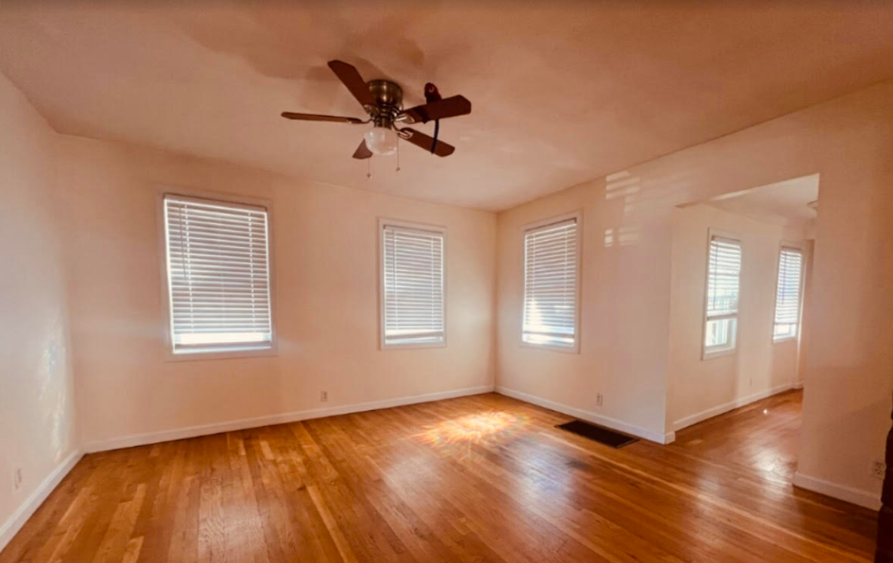 8 Alberta Ter, North Cambridge