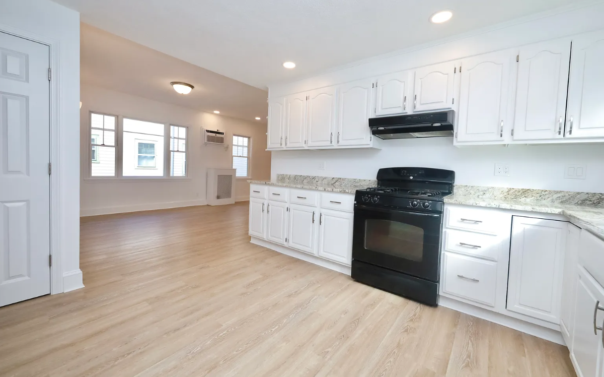 2 bed, 1 bath apartment for rent at 16 Orchard St Unit 1, Medford — photo 6 of 18