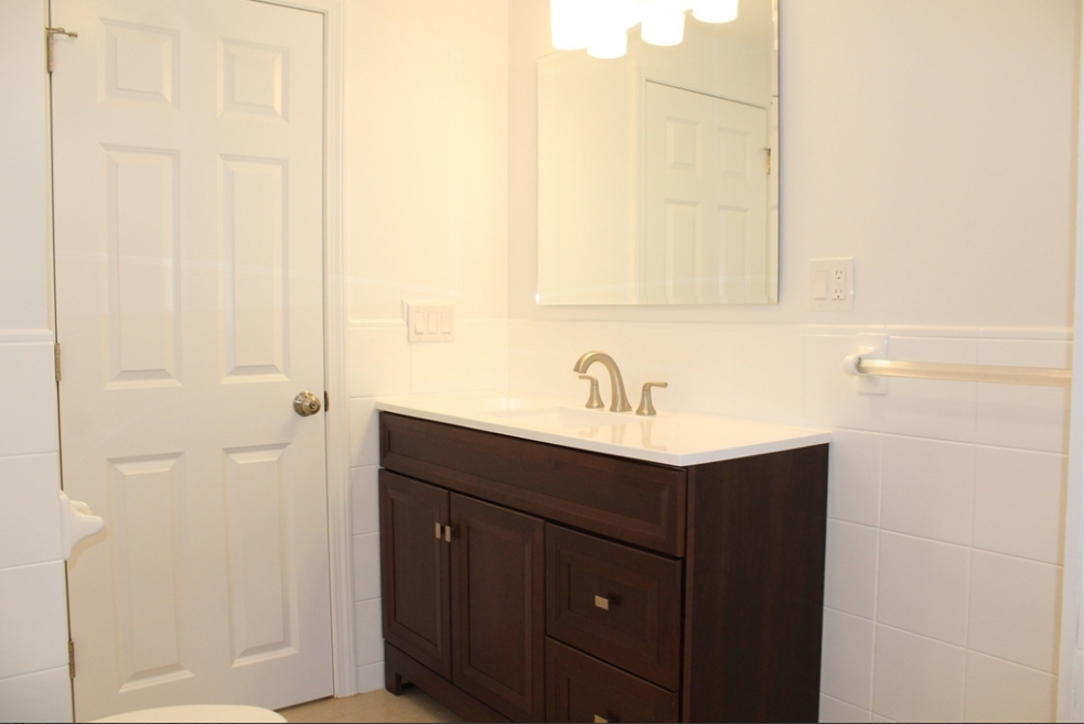 2 bed, 1 bath apartment for rent at 16 Orchard St Unit 1, Medford — photo 16 of 18