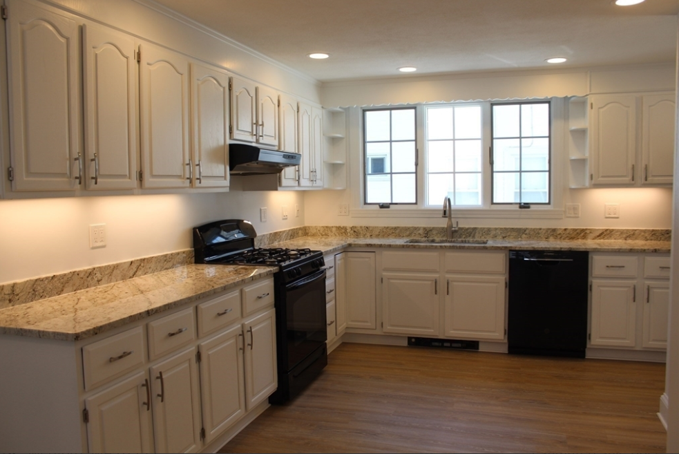 2 bed, 1 bath apartment for rent at 16 Orchard St Unit 1, Medford — photo 2 of 18