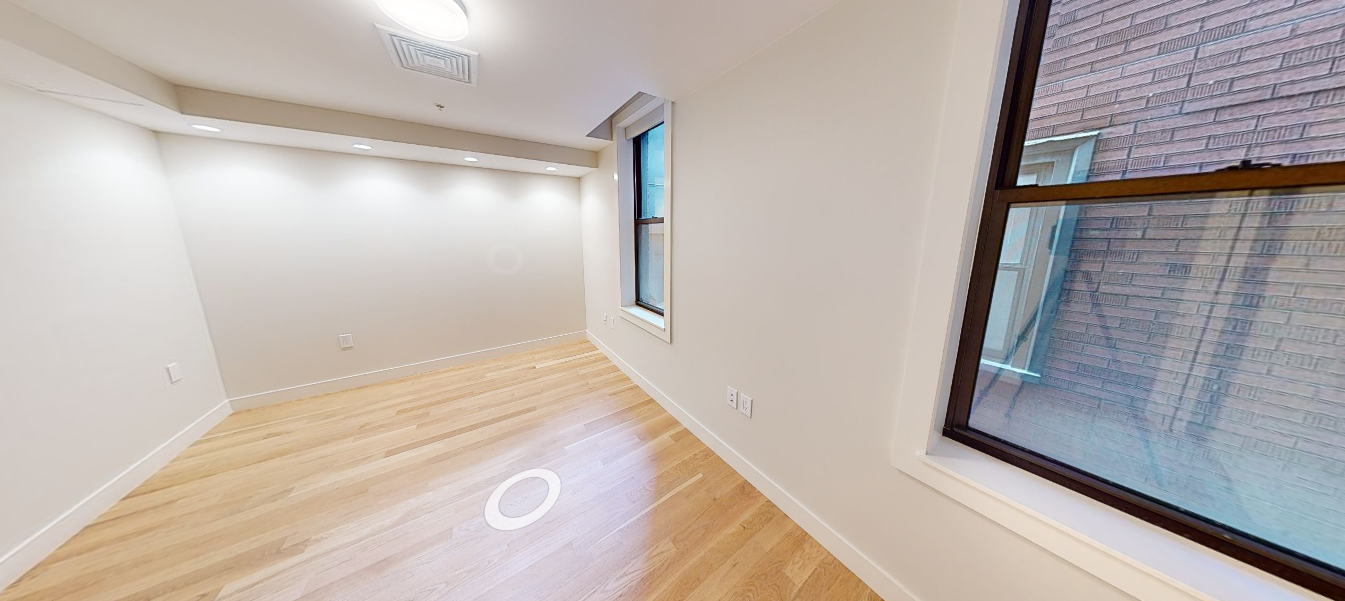 48 John F Kennedy St, Riverside