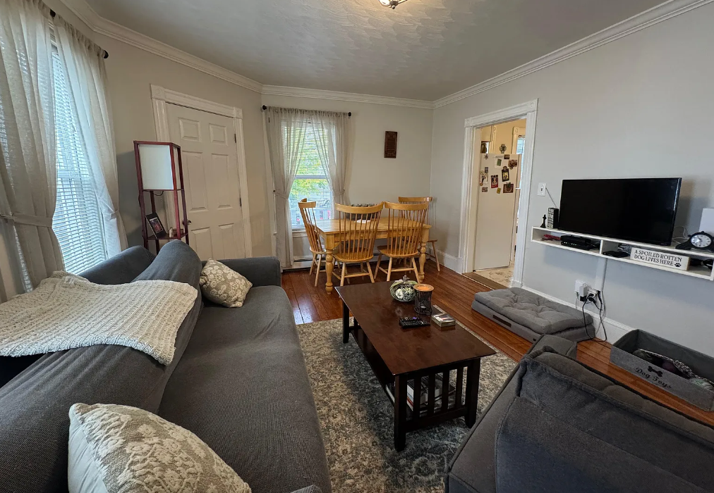 16 Montfern Ave, Oak Square