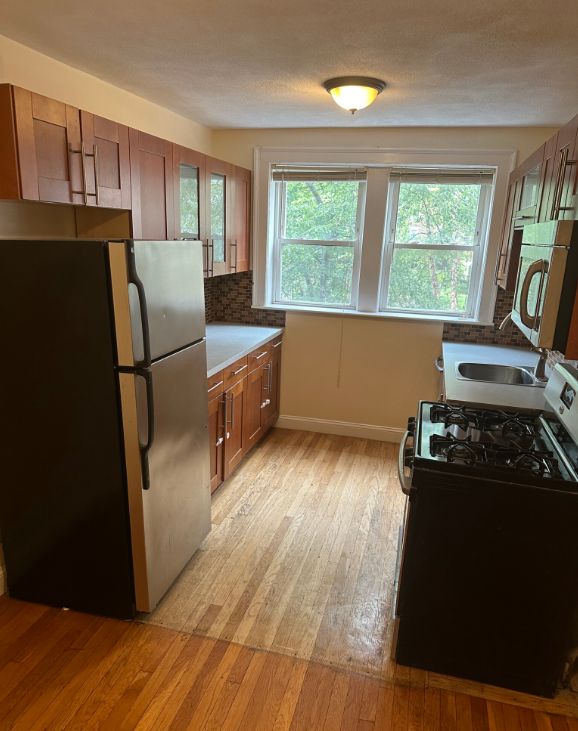 38 Day St, Davis Square