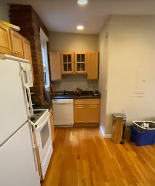 65 Burbank St, Fenway