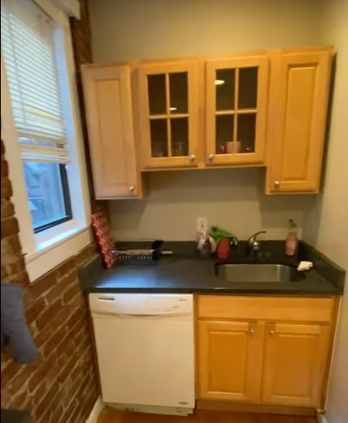 65 Burbank St, Fenway