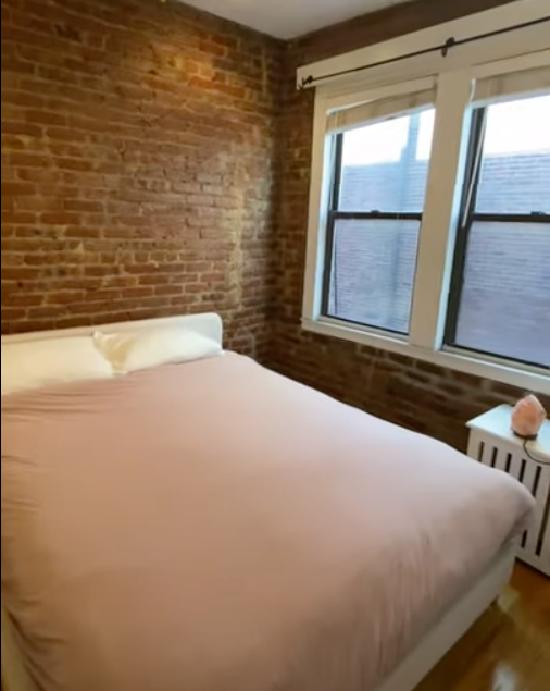 65 Burbank St, Fenway