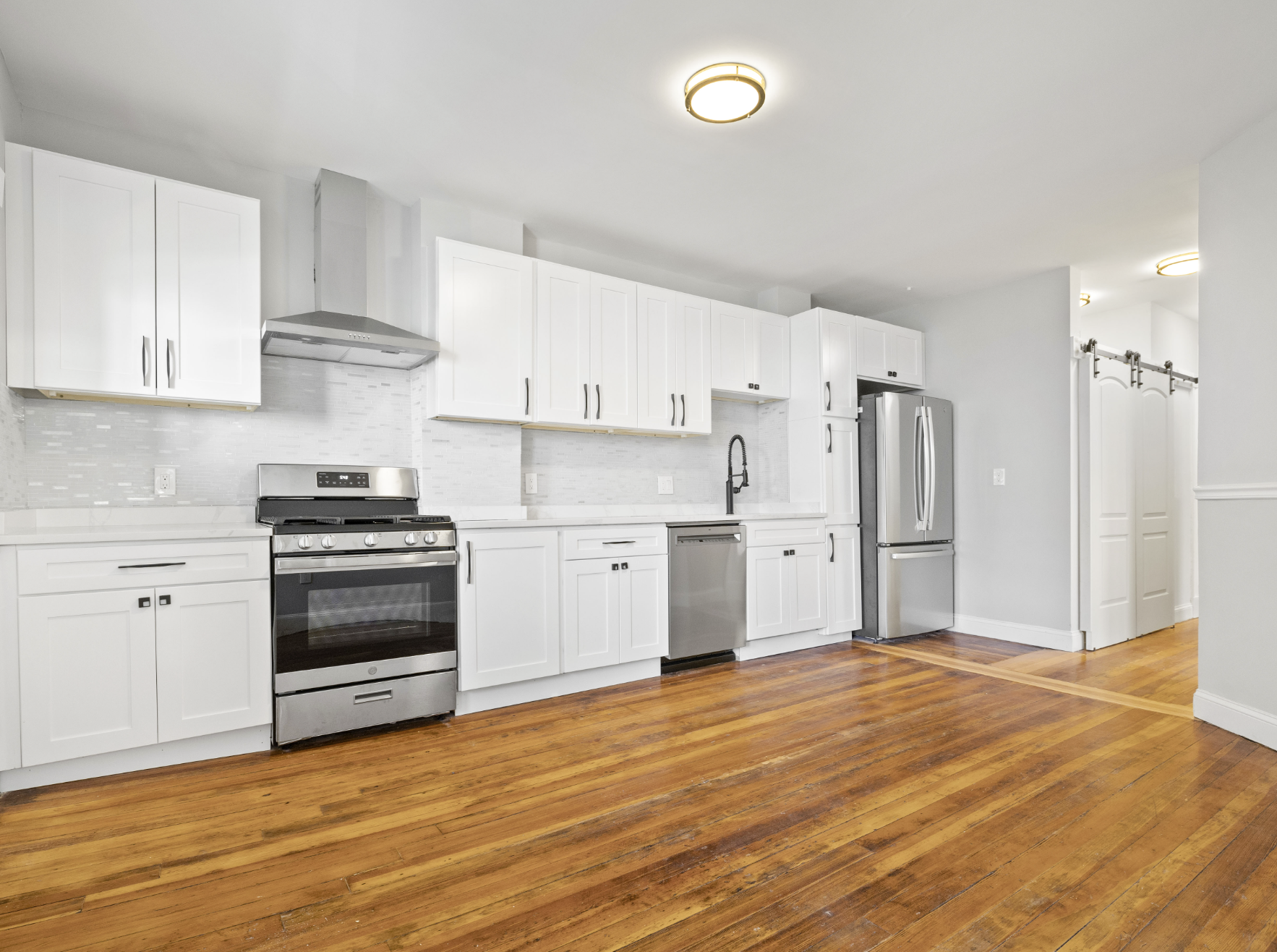 131 Cottage St, East Boston