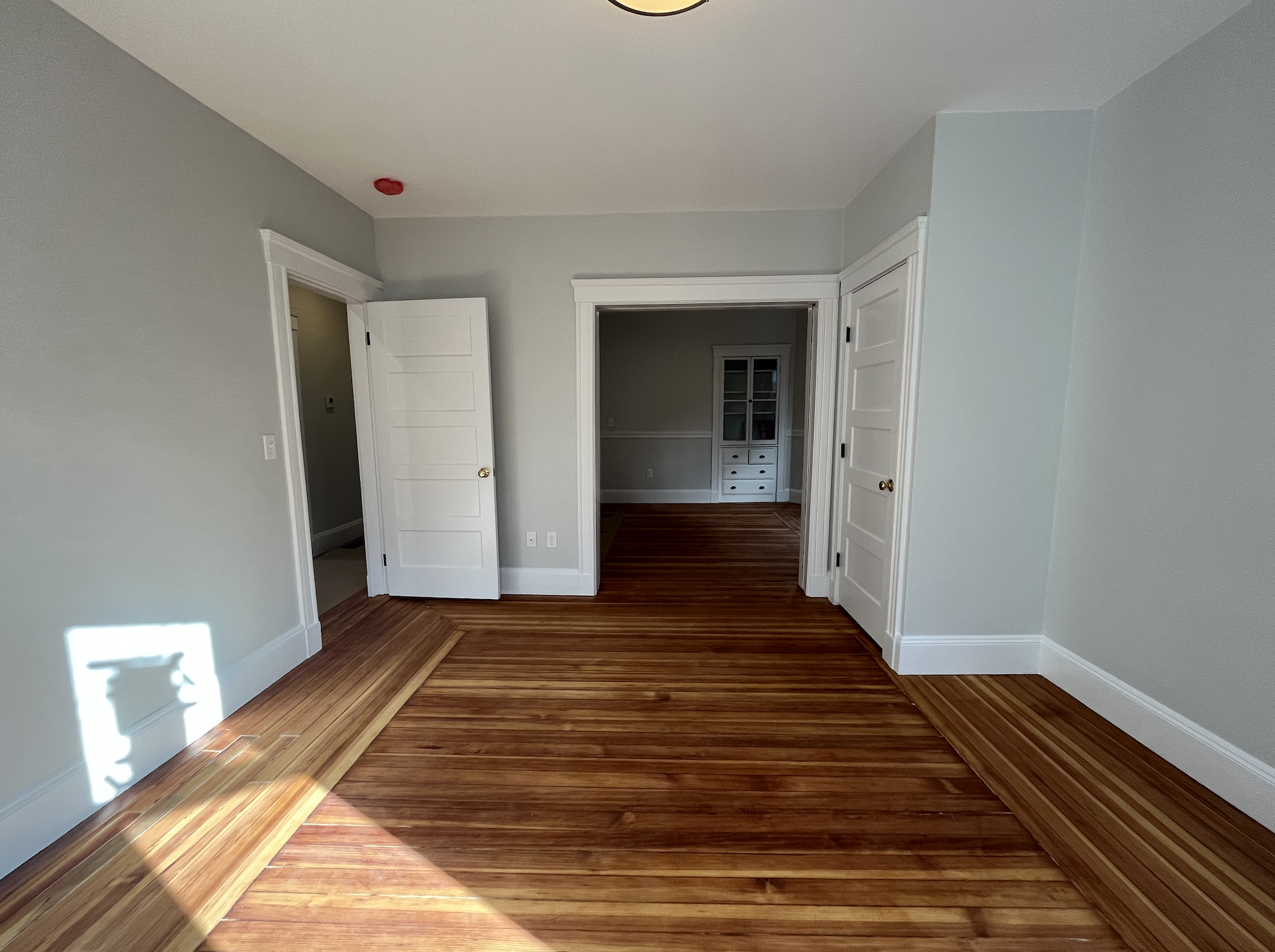 89 Bromfield Rd, Tufts