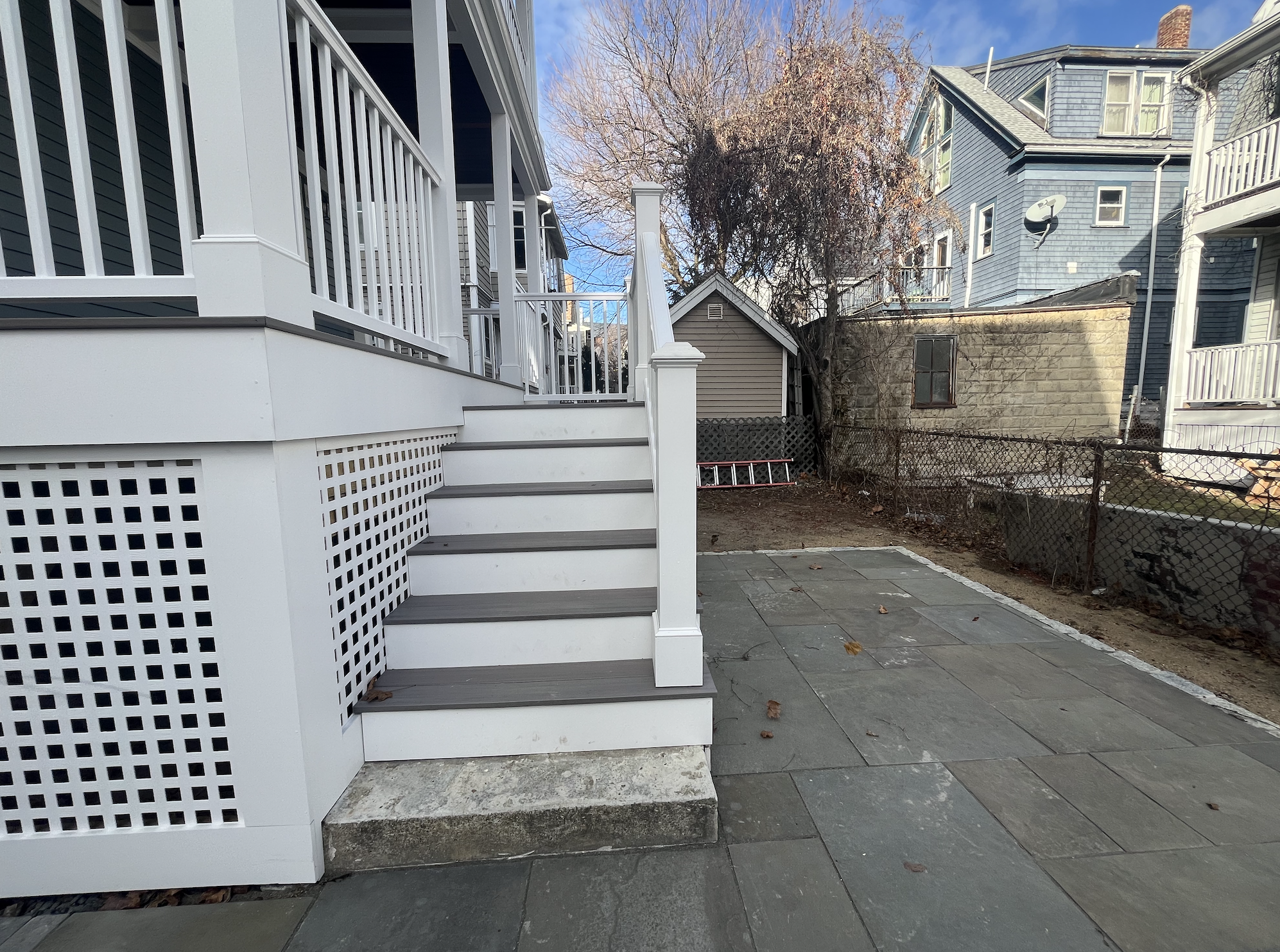 89 Bromfield Rd, Tufts