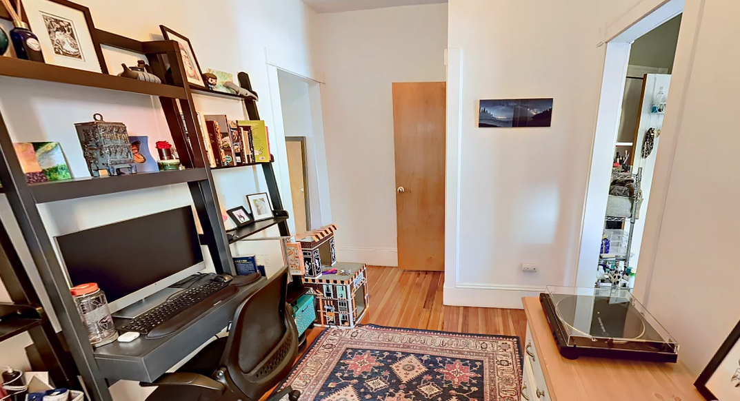 137 Columbia Ter, The Port