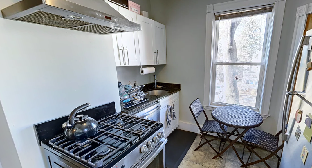 137 Columbia Ter, The Port