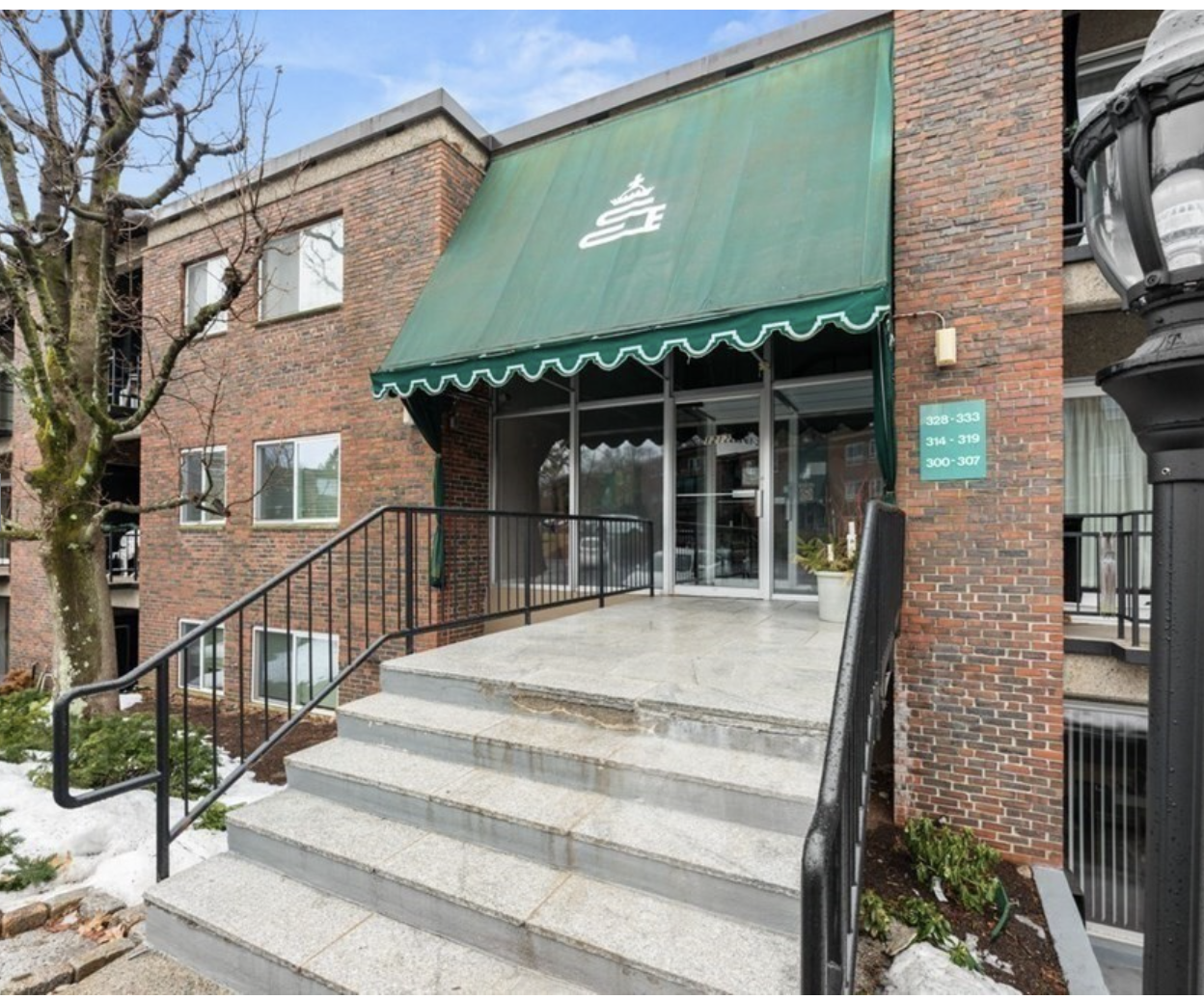 1212 Greendale Ave, Needham