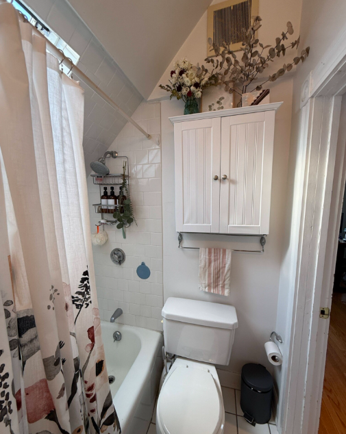 24 Ellington Rd, Powder House Square