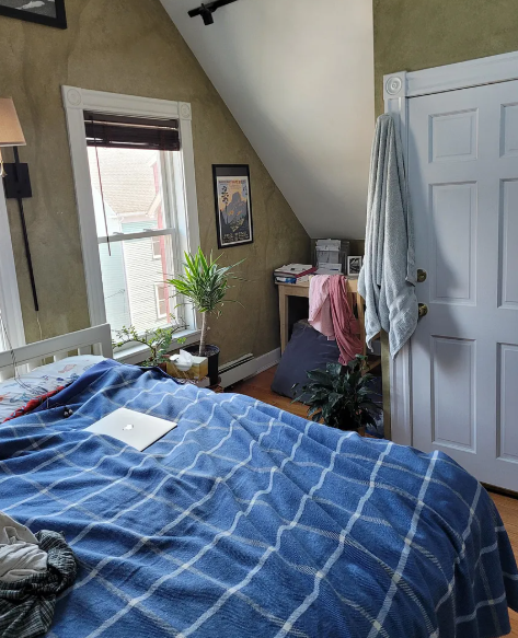 24 Ellington Rd, Powder House Square