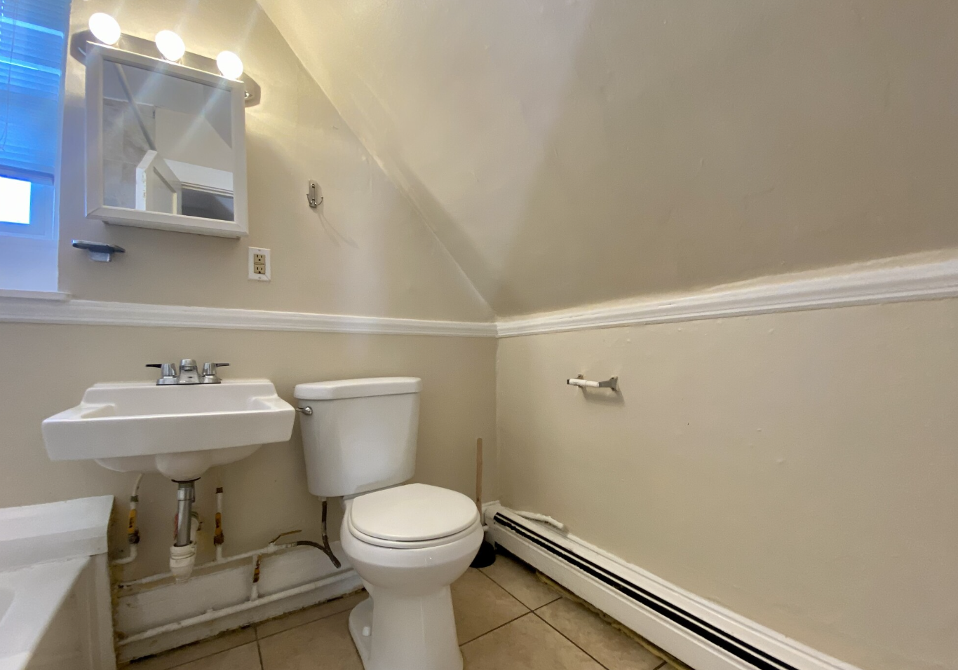 765 Broadway, Chelsea