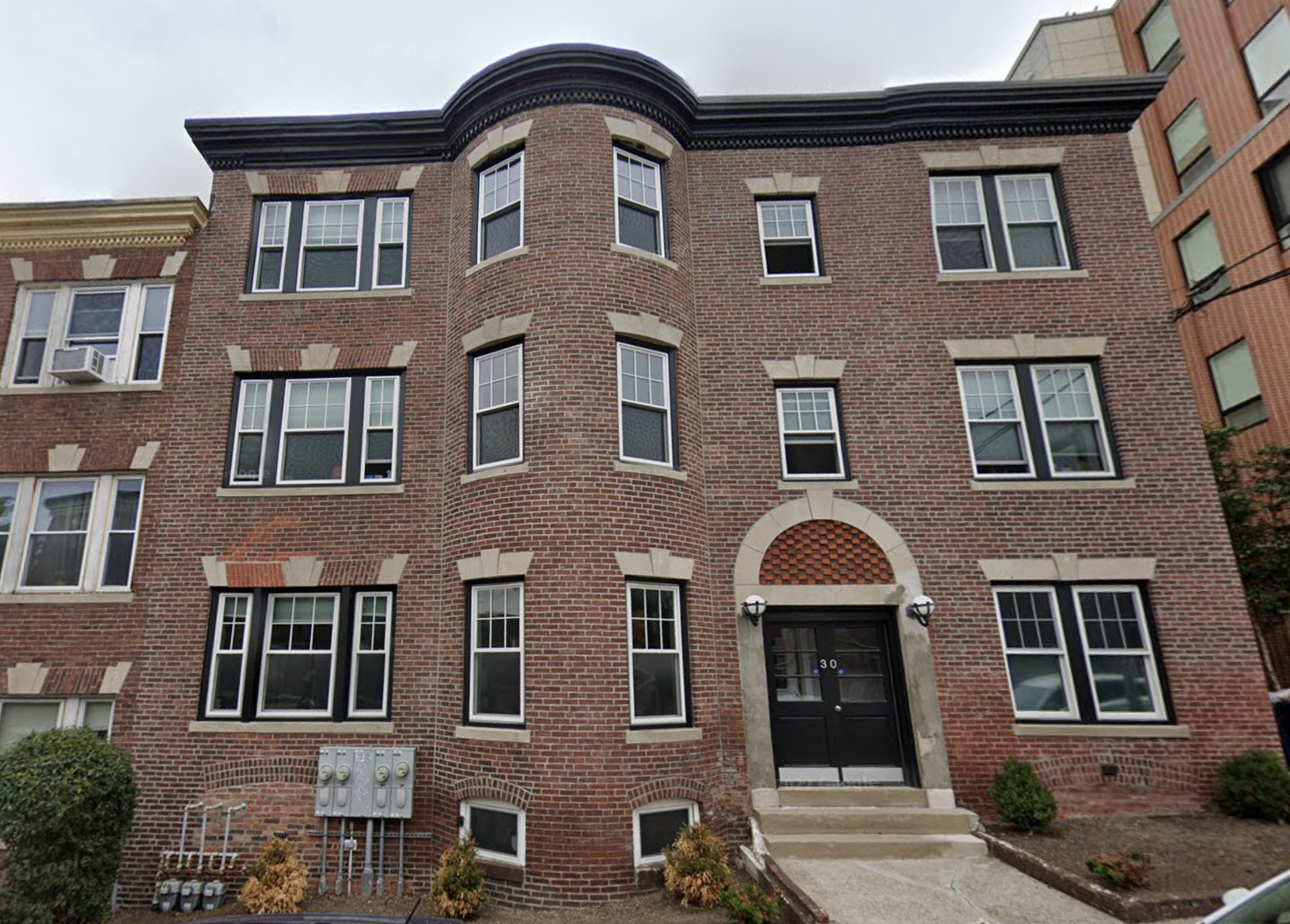 30 Montebello Rd, Jamaica Plain